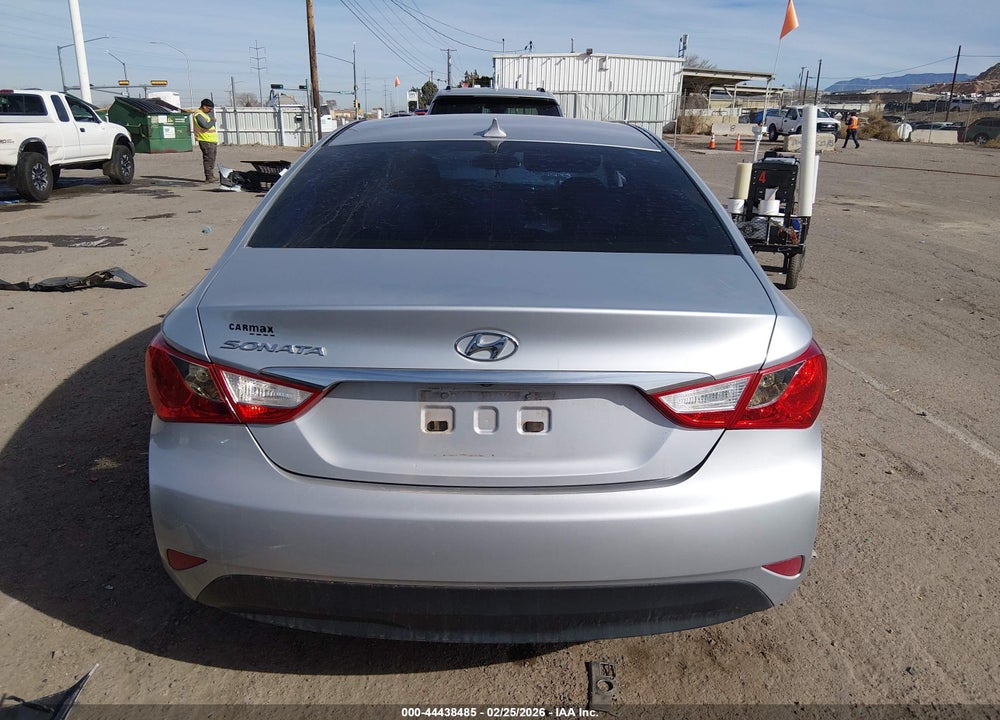 2014 HYUNDAI SONATA GLS VIN: 5NPEB4AC8EH936412