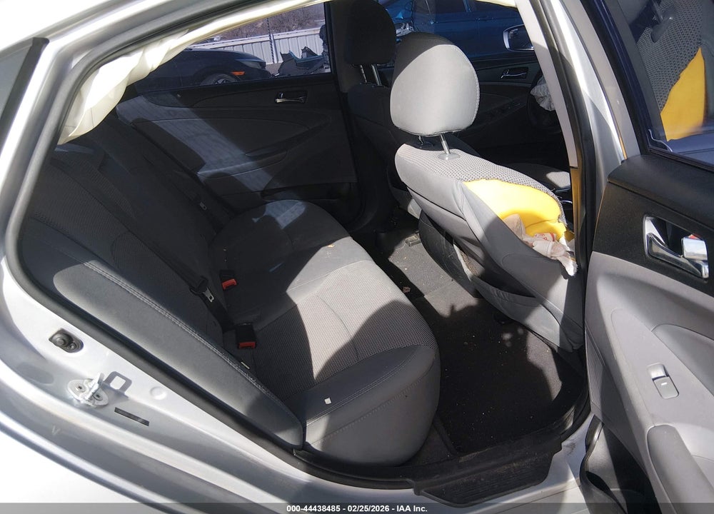 2014 HYUNDAI SONATA GLS VIN: 5NPEB4AC8EH936412