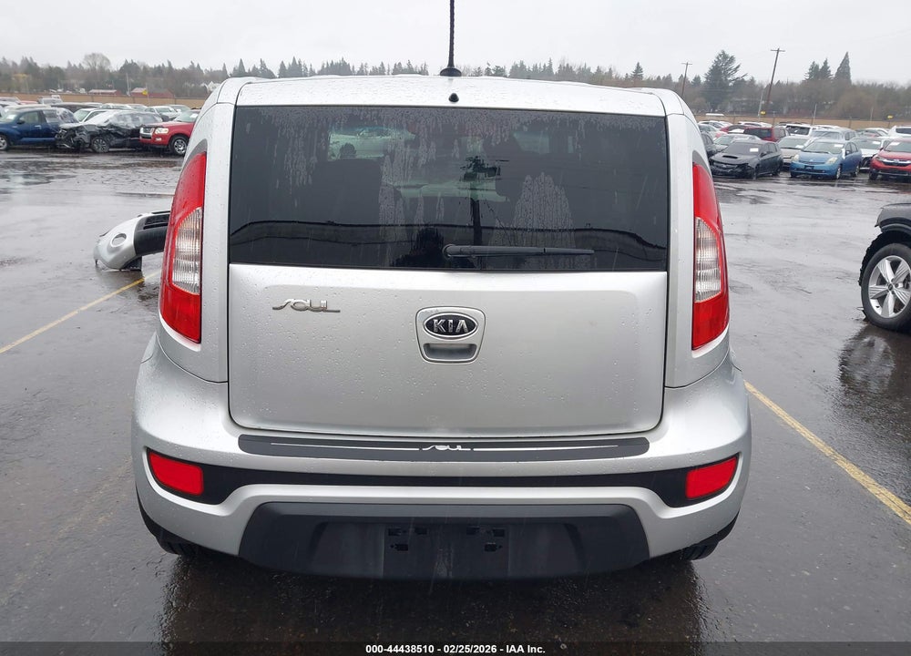 2012 KIA SOUL + VIN: KNDJT2A65C7397131