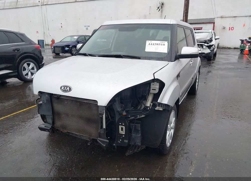 2012 KIA SOUL + VIN: KNDJT2A65C7397131