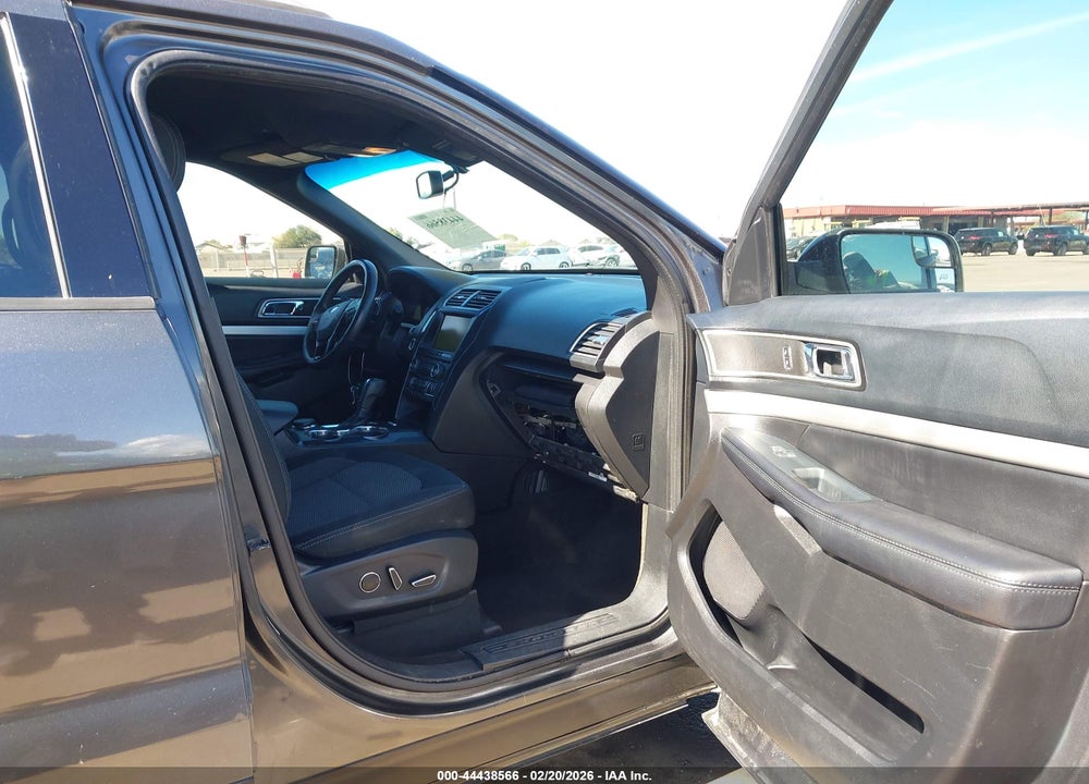 2016 FORD EXPLORER XLT VIN: 1FM5K8D84GGA18206