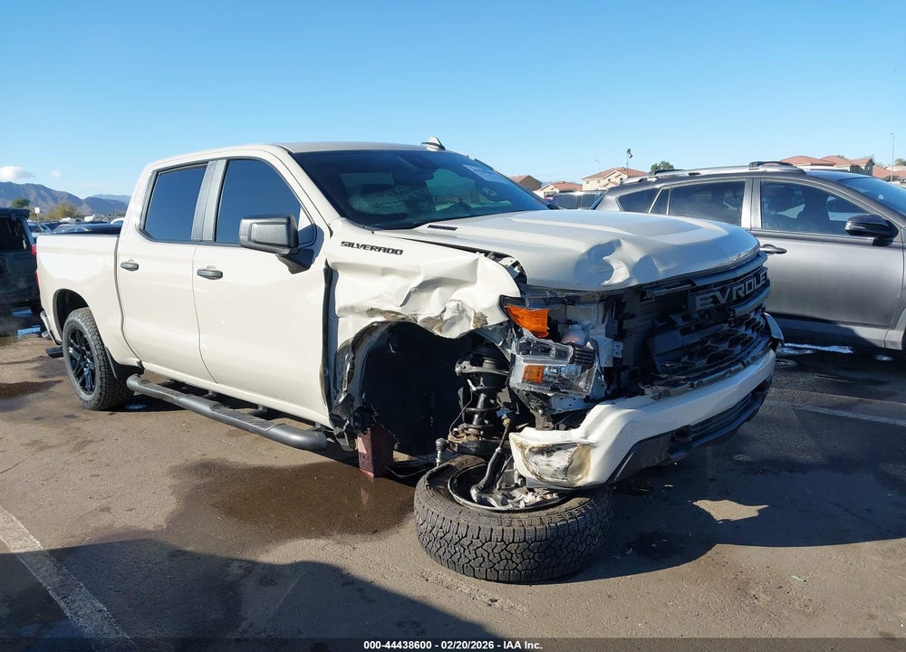 2026 CHEVROLET SILVERADO 1500 2WD  SHORT BED CUSTOM VIN: 1GCPABEK0TZ241509