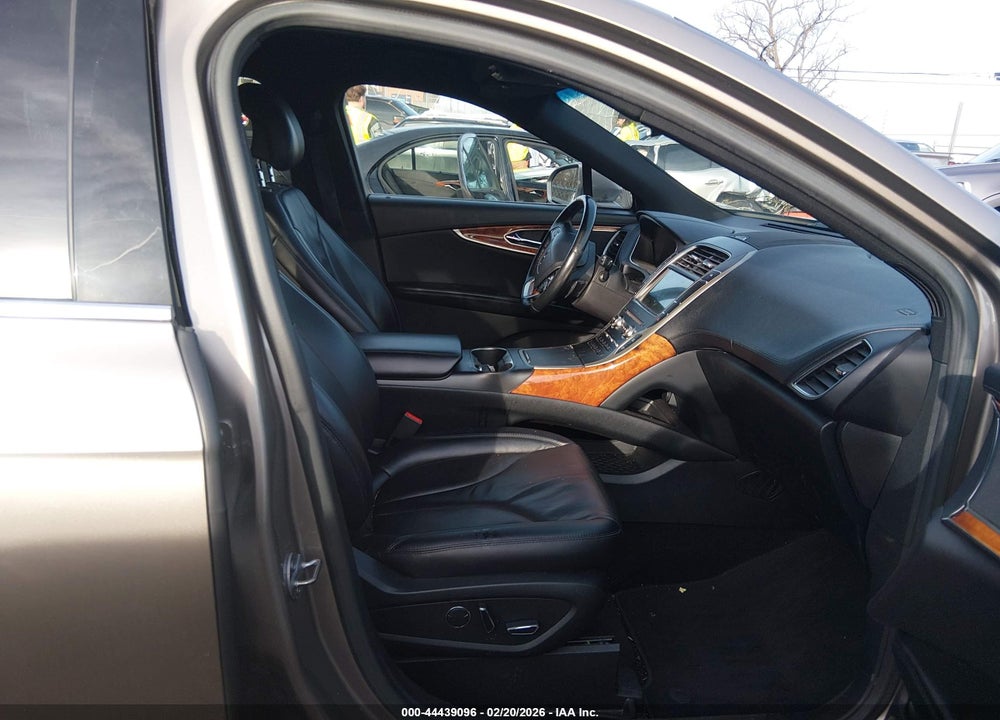 2019 LINCOLN NAUTILUS SELECT VIN: 2LMPJ6K91KBL17099