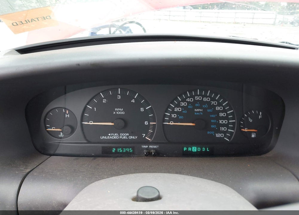 2000 CHRYSLER TOWN & COUNTRY LX VIN: 1C4GP44G1YB671279