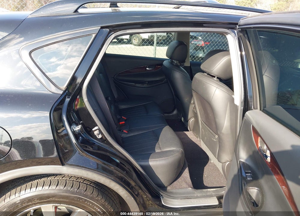 2017 INFINITI QX50 VIN: JN1BJ0RP9HM385636