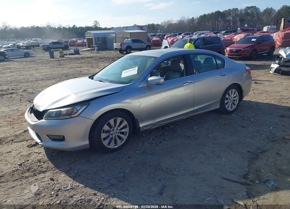 2015 HONDA ACCORD EX-L VIN: 1HGCR2F89FA168011