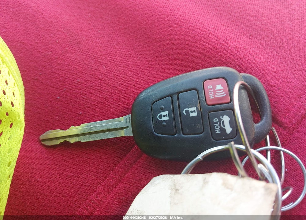 2015 TOYOTA CAMRY SE VIN: 4T1BF1FK7FU486101