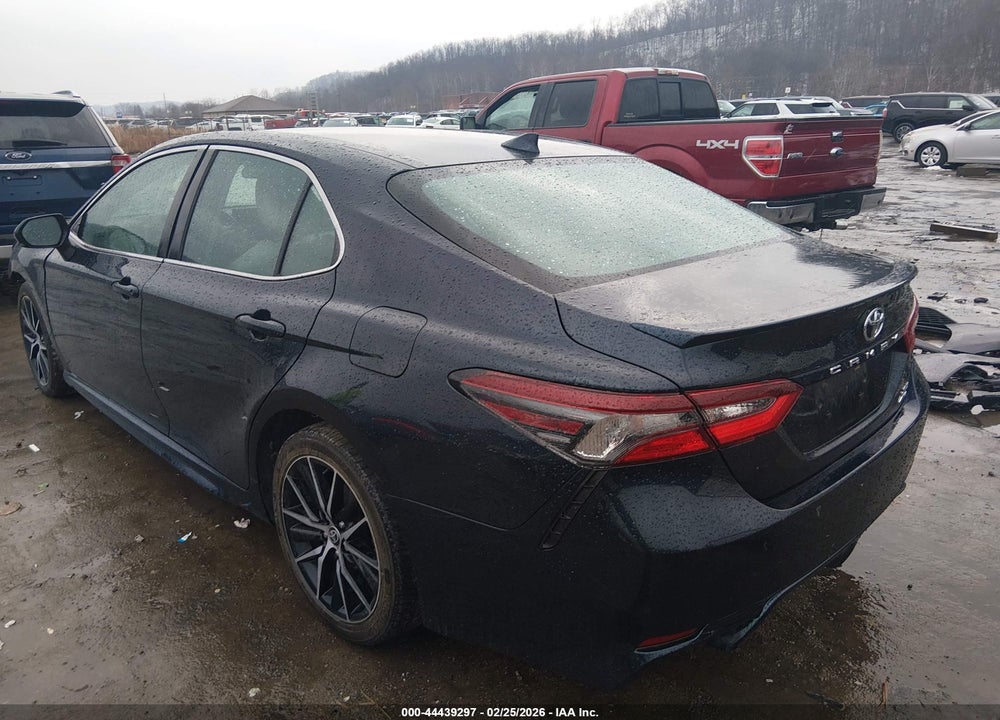 2021 TOYOTA CAMRY SE AWD VIN: 4T1G11BK6MU025057