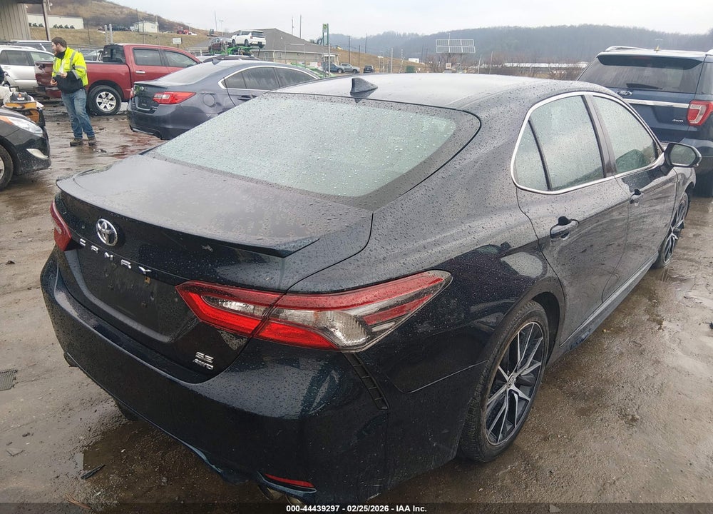 2021 TOYOTA CAMRY SE AWD VIN: 4T1G11BK6MU025057