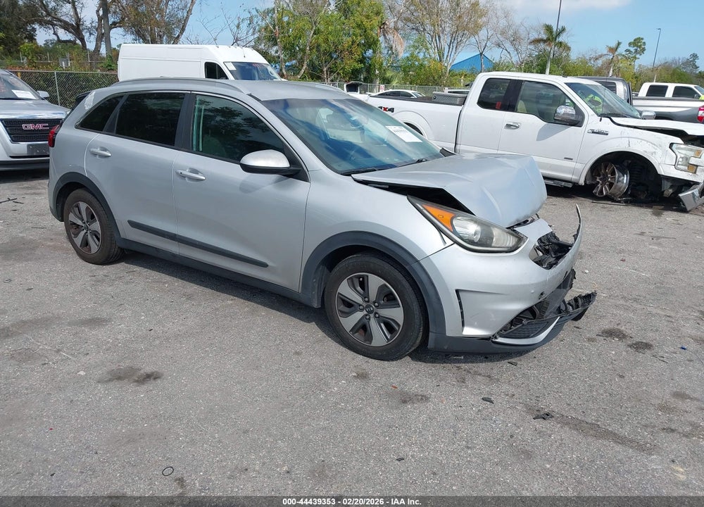 2017 KIA NIRO LX VIN: KNDCB3LC2H5056759