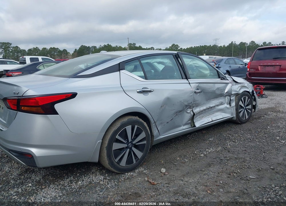 2022 NISSAN ALTIMA SV FWD VIN: 1N4BL4DV2NN348802