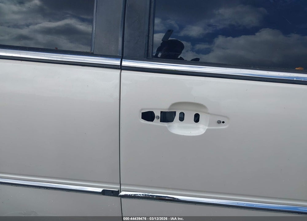 2013 CADILLAC ESCALADE LUXURY VIN: 1GYS4BEF5DR206464