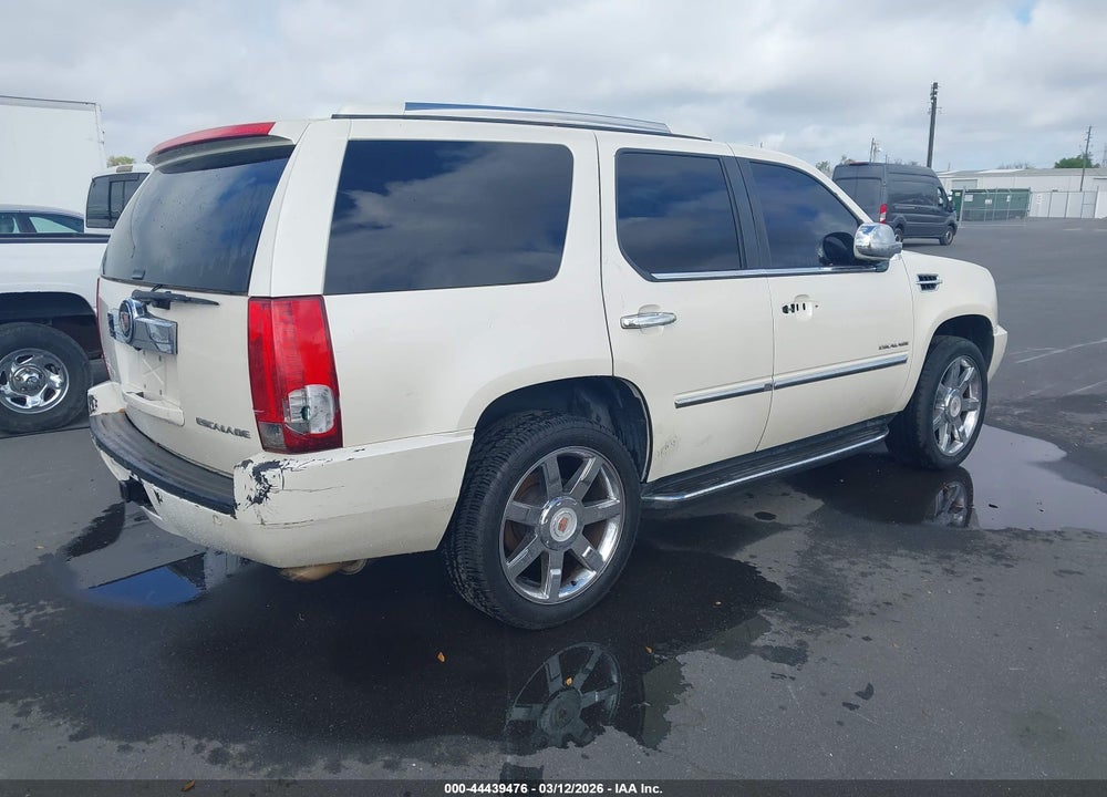2013 CADILLAC ESCALADE LUXURY VIN: 1GYS4BEF5DR206464