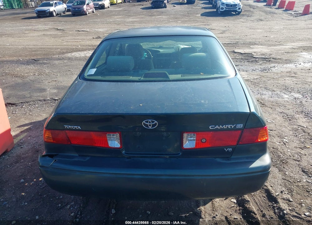 2000 TOYOTA CAMRY LE V6 VIN: 4T1BF22K4YU957362