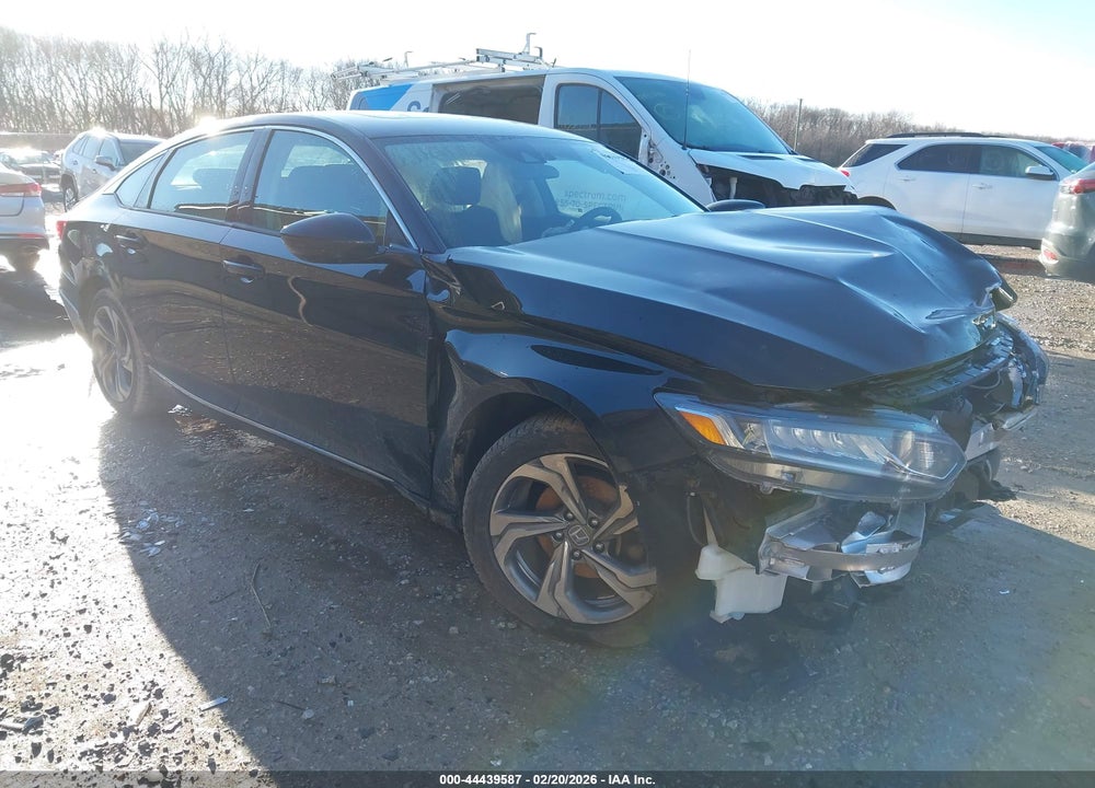 2018 HONDA ACCORD EX VIN: 1HGCV1F45JA037833