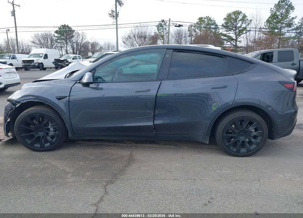 2021 TESLA MODEL Y LONG RANGE DUAL MOTOR ALL-WHEEL DRIVE VIN: 5YJYGDEE1MF259050