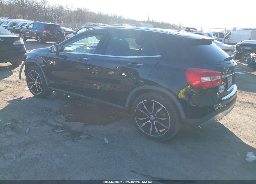 2017 MERCEDES-BENZ GLA 250 4MATIC VIN: WDCTG4GB1HJ320127