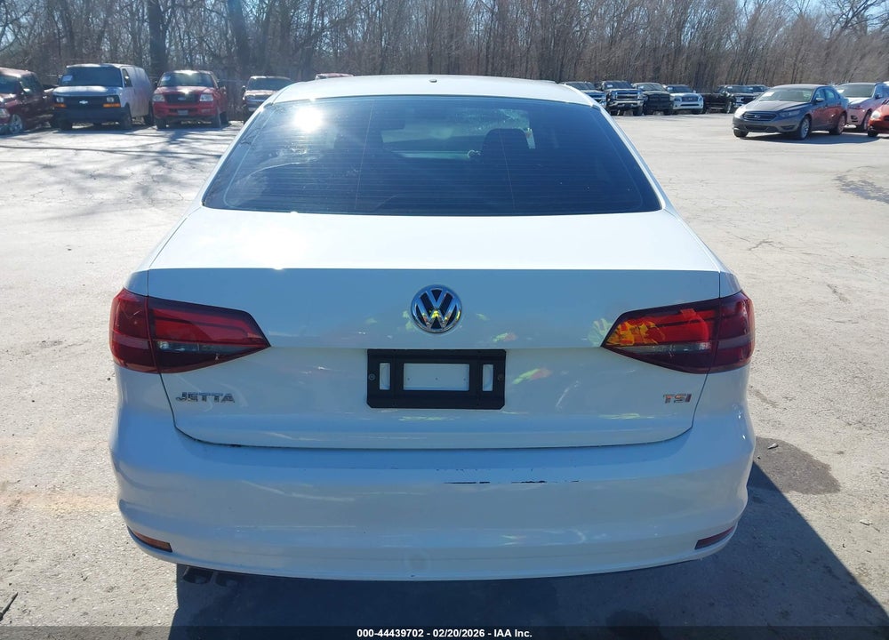 2017 VOLKSWAGEN JETTA 1.4T S VIN: 3VW2B7AJXHM218178