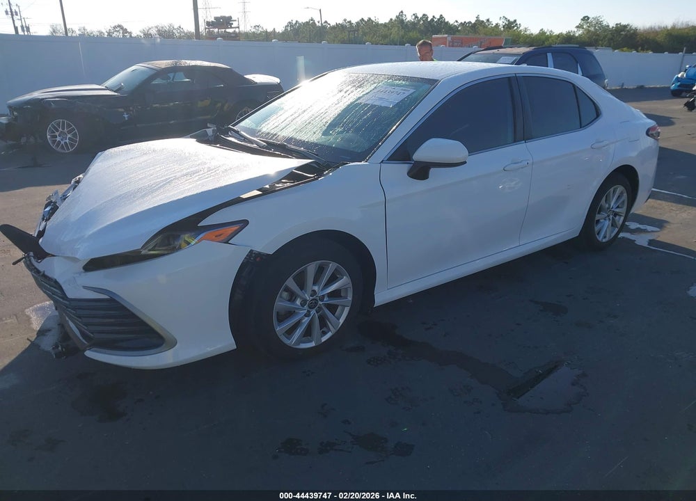 2022 TOYOTA CAMRY LE VIN: 4T1C11AK7NU711447