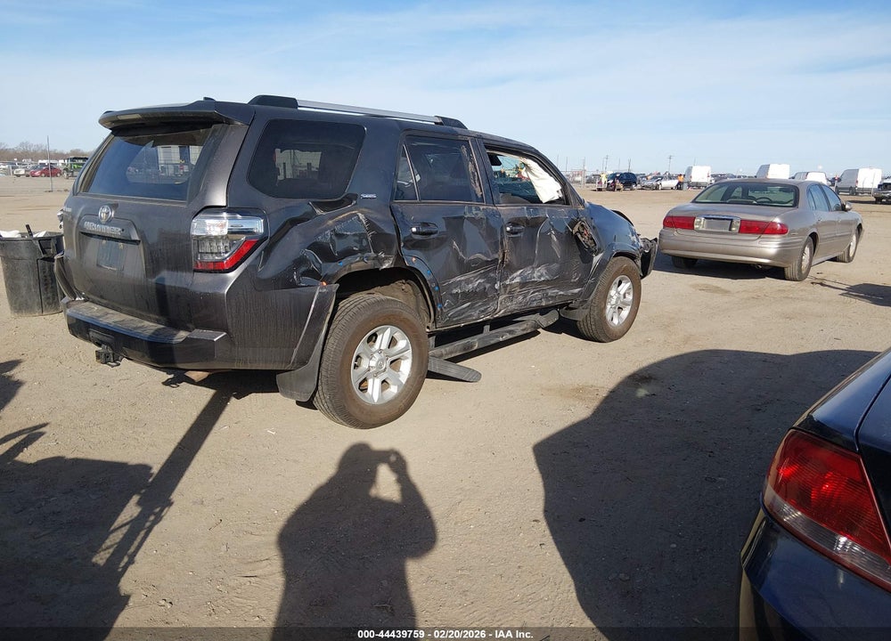 2020 TOYOTA 4RUNNER SR5 VIN: JTEBU5JR7L5743720