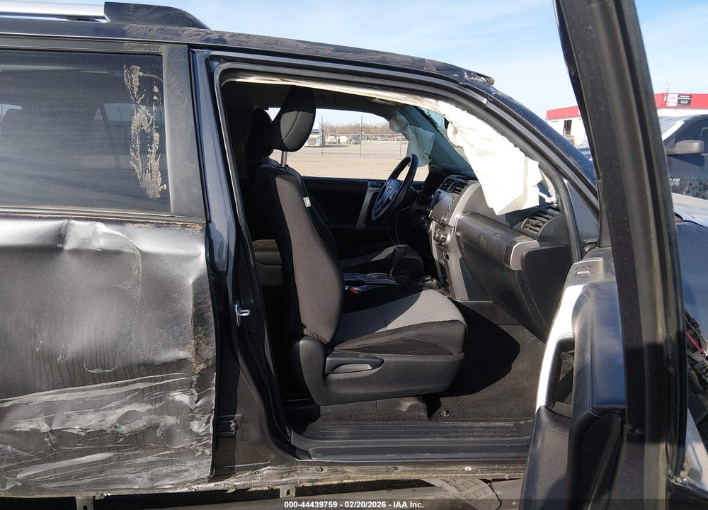 2020 TOYOTA 4RUNNER SR5 VIN: JTEBU5JR7L5743720
