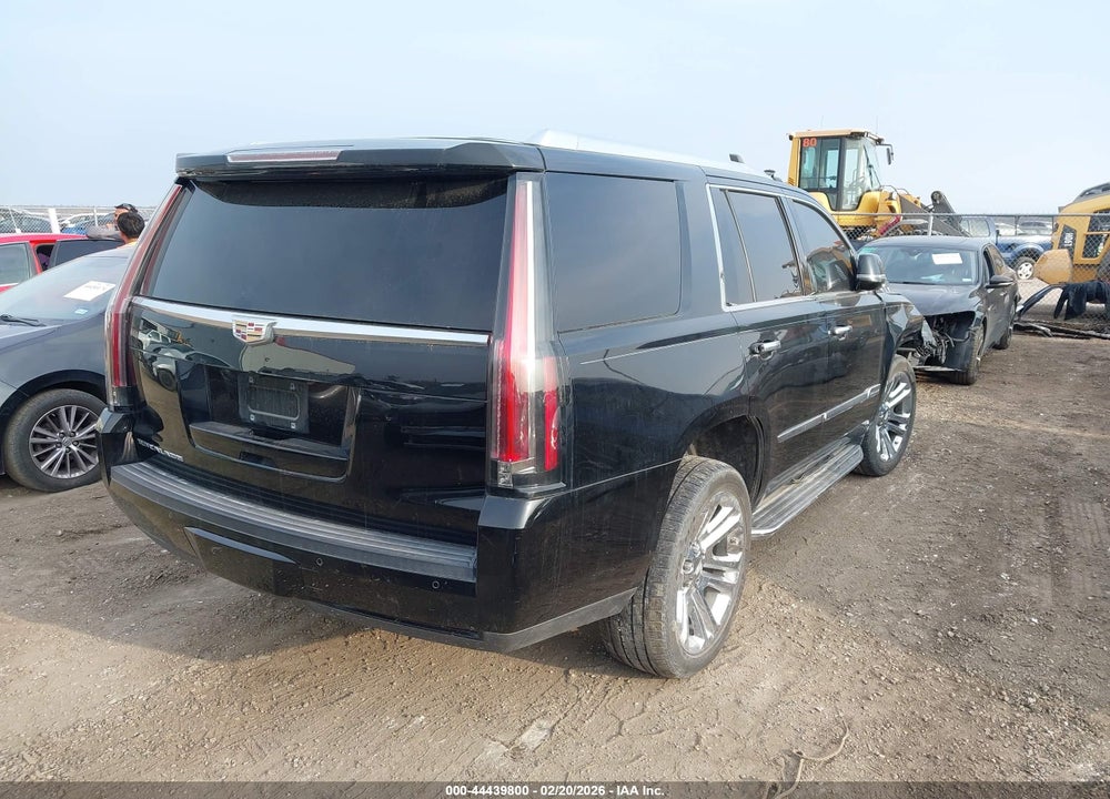 2016 CADILLAC ESCALADE LUXURY COLLECTION VIN: 1GYS3BKJ0GR117661