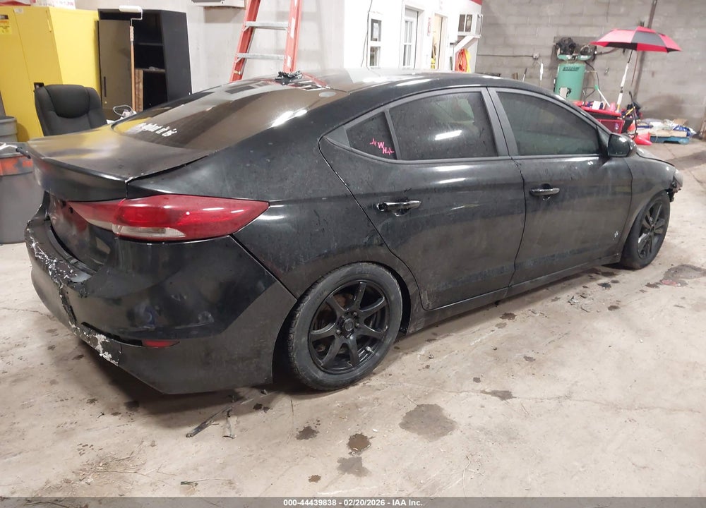2017 HYUNDAI ELANTRA SE VIN: KMHD84LF7HU149703