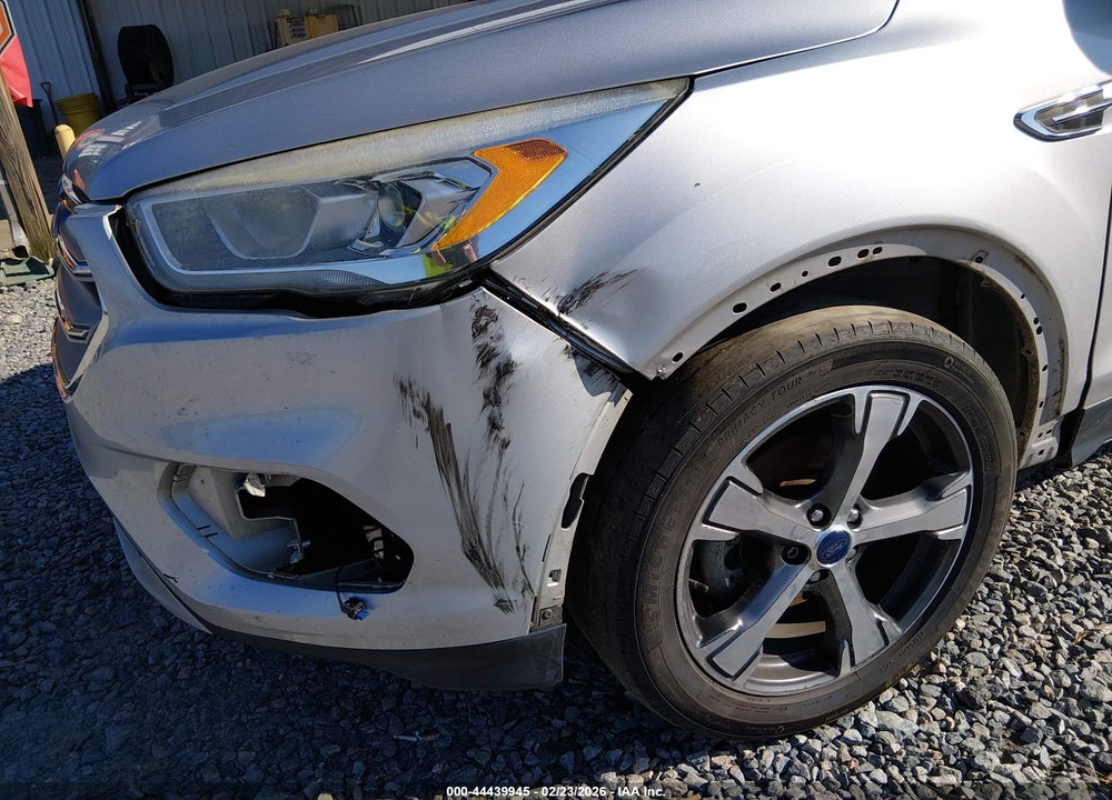 2017 FORD ESCAPE SE VIN: 1FMCU0GD0HUC18384