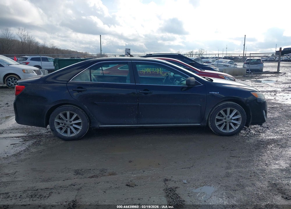 2013 TOYOTA CAMRY HYBRID XLE VIN: 4T1BD1FK7DU076854