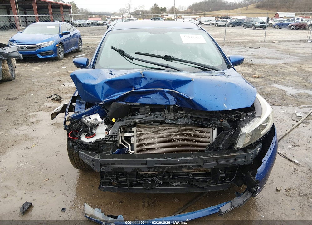 2017 KIA FORTE VIN: 3KPFK4A70HE158512