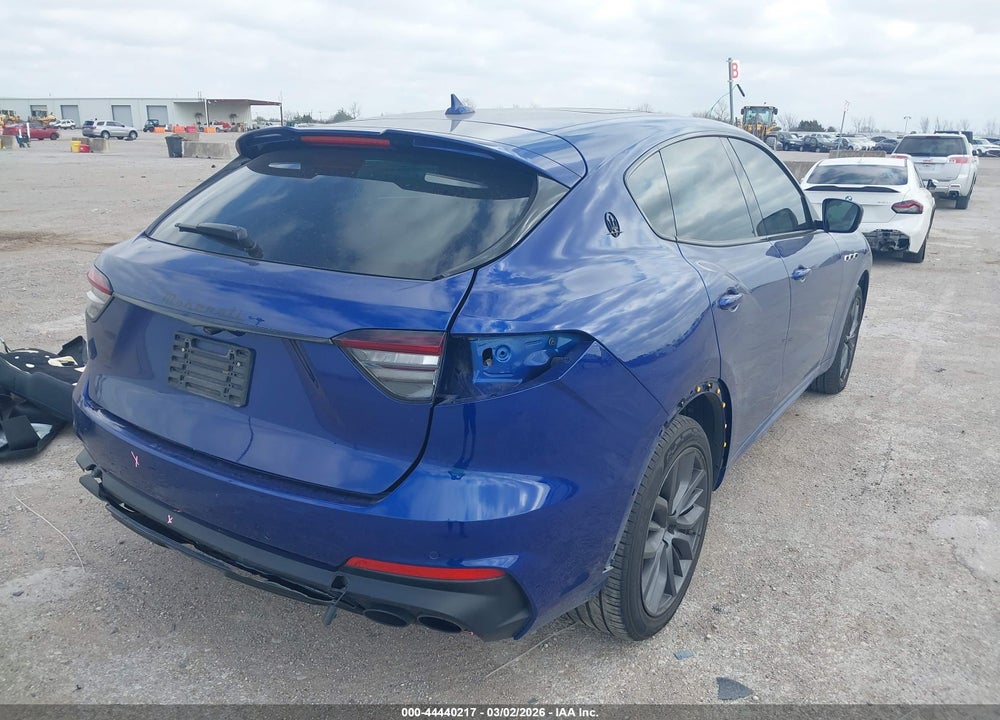 2021 MASERATI LEVANTE S GRANSPORT VIN: ZN661YUSXMX363676