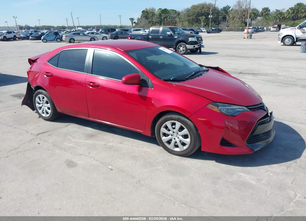 2018 TOYOTA COROLLA LE VIN: 5YFBURHE5JP832314