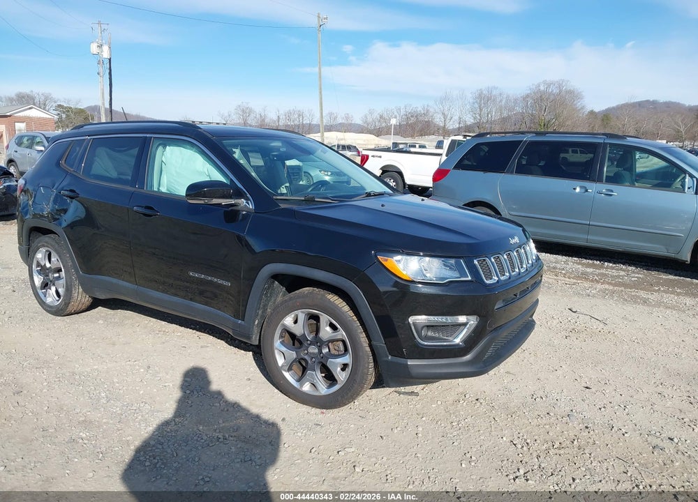 2018 JEEP COMPASS LIMITED FWD VIN: 3C4NJCCB2JT122042