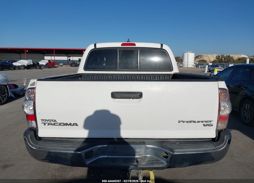 2015 TOYOTA TACOMA PRERUNNER V6 VIN: 3TMJU4GN3FM187645