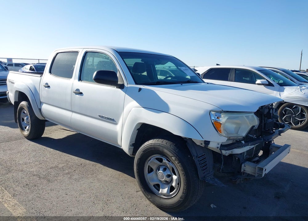 2015 TOYOTA TACOMA PRERUNNER V6 VIN: 3TMJU4GN3FM187645