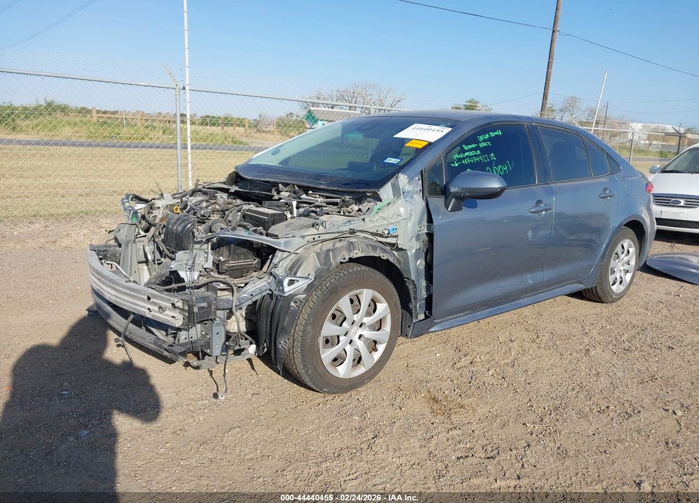 2022 TOYOTA COROLLA LE VIN: JTDEPMAE9NJ198257