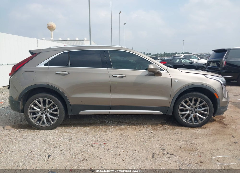 2020 CADILLAC XT4 FWD PREMIUM LUXURY VIN: 1GYFZCR48LF135598