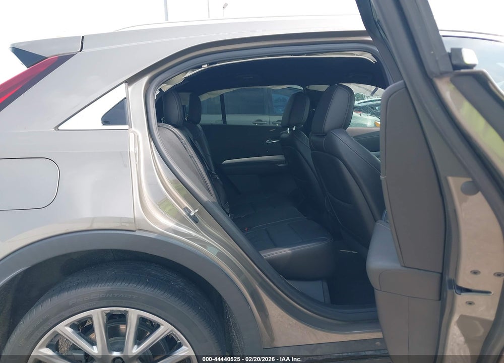 2020 CADILLAC XT4 FWD PREMIUM LUXURY VIN: 1GYFZCR48LF135598