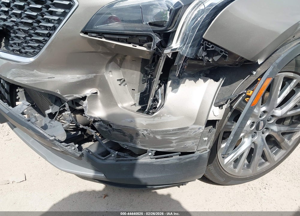 2020 CADILLAC XT4 FWD PREMIUM LUXURY VIN: 1GYFZCR48LF135598