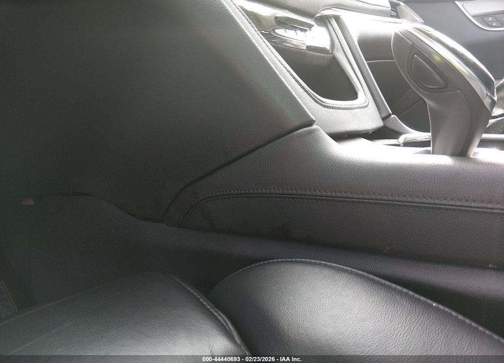 2017 CADILLAC XT5 LUXURY VIN: 1GYKNBRS5HZ152643