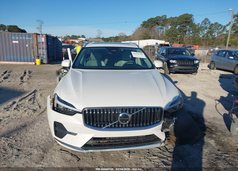 2023 VOLVO XC60 B5 ULTIMATE BRIGHT THEME VIN: YV4L12DA6P1352459