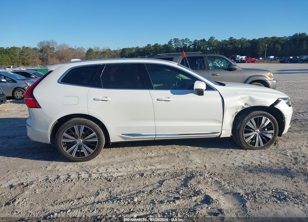 2023 VOLVO XC60 B5 ULTIMATE BRIGHT THEME VIN: YV4L12DA6P1352459