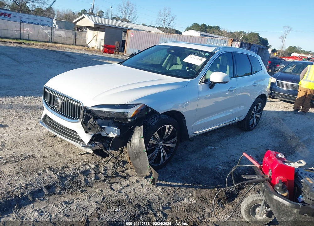 2023 VOLVO XC60 B5 ULTIMATE BRIGHT THEME VIN: YV4L12DA6P1352459