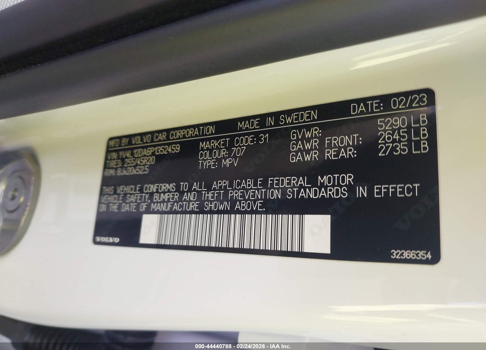 2023 VOLVO XC60 B5 ULTIMATE BRIGHT THEME VIN: YV4L12DA6P1352459