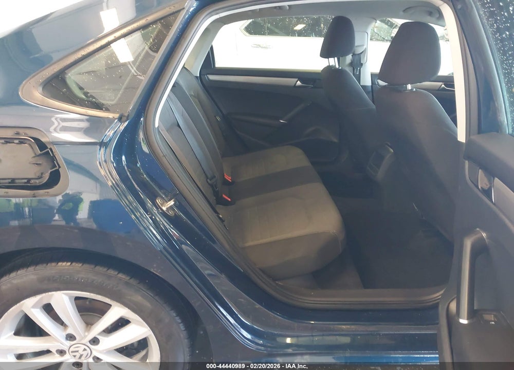 2020 VOLKSWAGEN PASSAT 2.0T S VIN: 1VWAA7A34LC001588