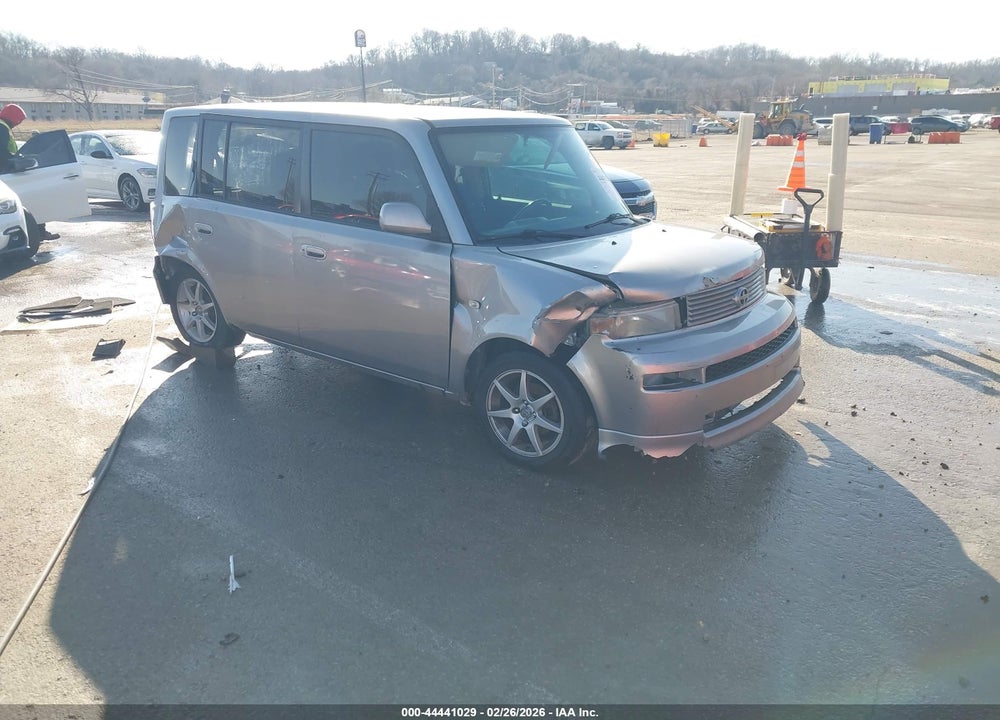 2005 SCION XB VIN: JTLKT324854006215