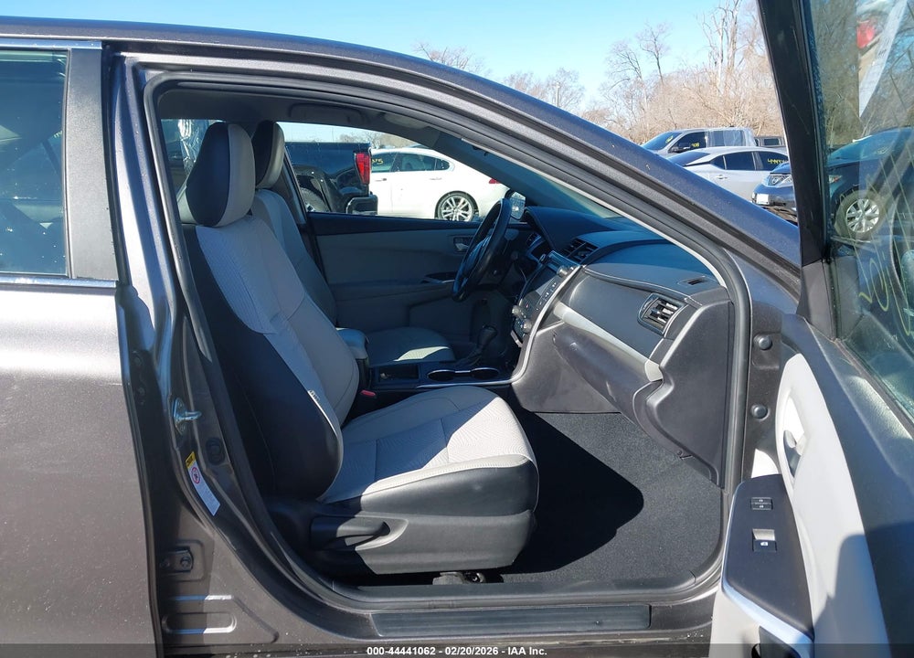 2016 TOYOTA CAMRY SE VIN: 4T1BF1FK3GU141052