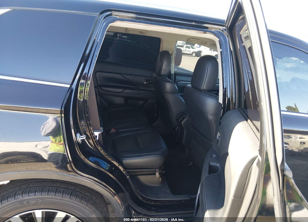 2019 MITSUBISHI OUTLANDER SEL VIN: JA4AD3A36KJ001213