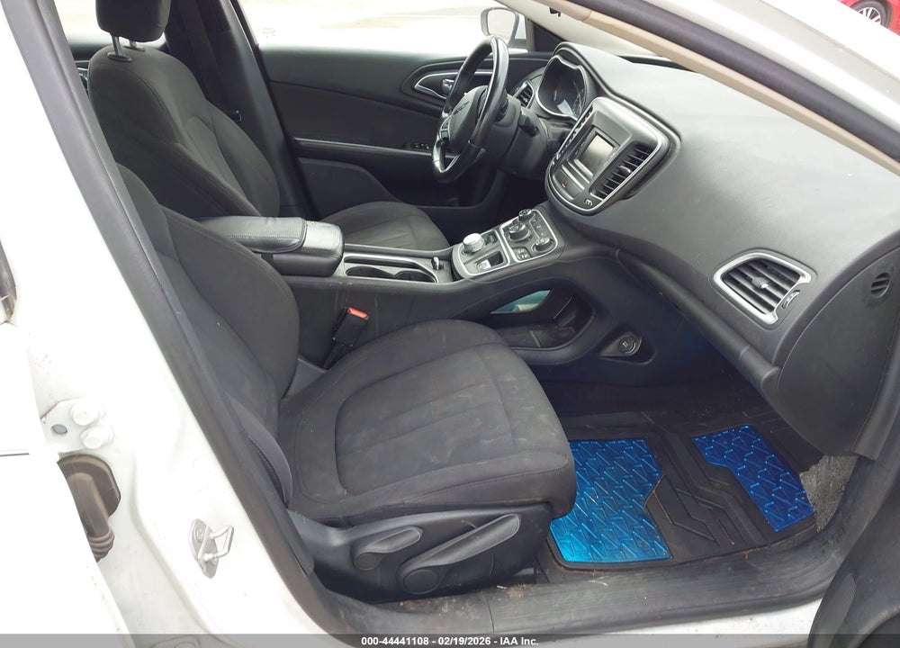 2015 CHRYSLER 200 LIMITED VIN: 1C3CCCABXFN661041