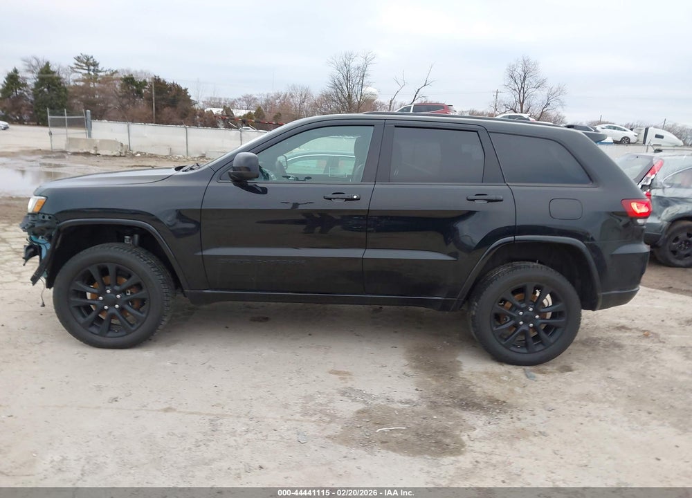 2019 JEEP GRAND CHEROKEE ALTITUDE 4X4 VIN: 1C4RJFAG4KC566702